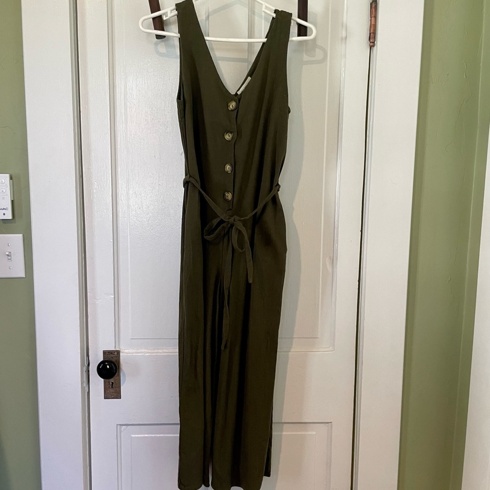 Monteau linen dark green jumpsuit